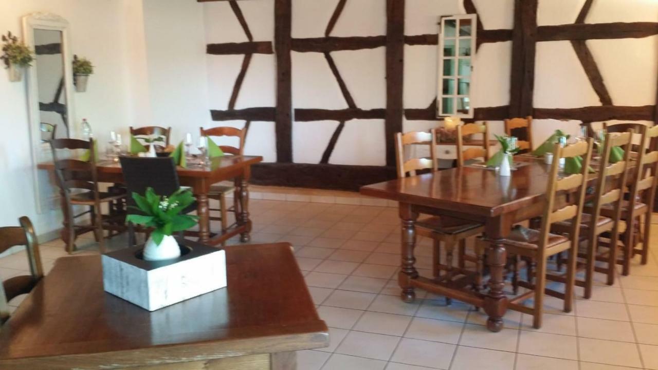 Le Venay Bed & Breakfast Frontenaud Екстериор снимка