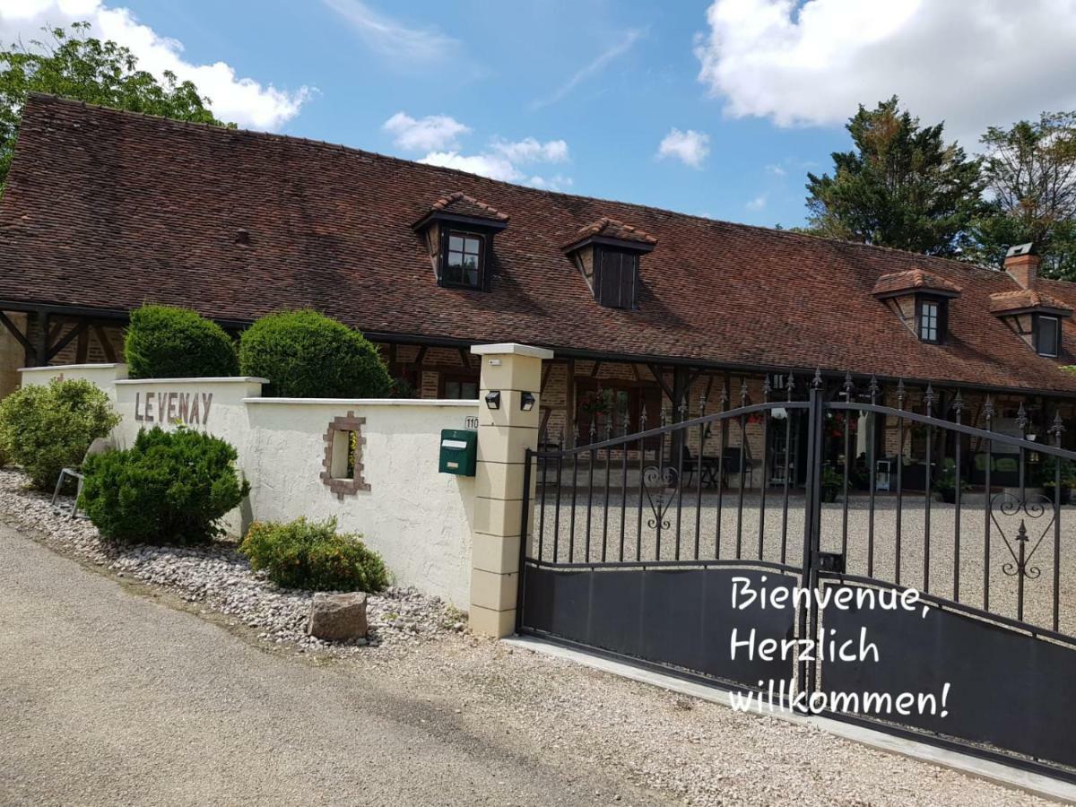 Le Venay Bed & Breakfast Frontenaud Екстериор снимка