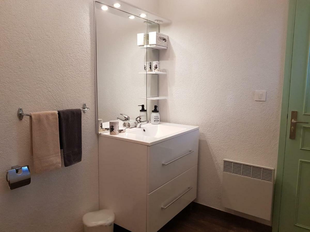 Le Venay Bed & Breakfast Frontenaud Екстериор снимка