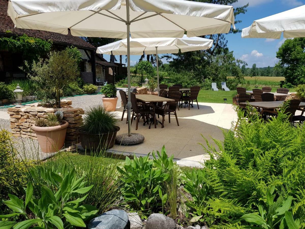 Le Venay Bed & Breakfast Frontenaud Екстериор снимка